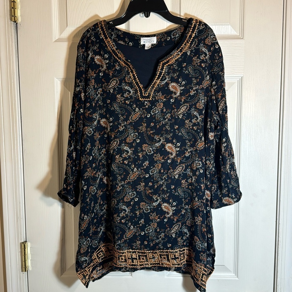 Market & Spruce Stitch Fix paisley print gold ‎ embroidered 3/4 sleeve boho top